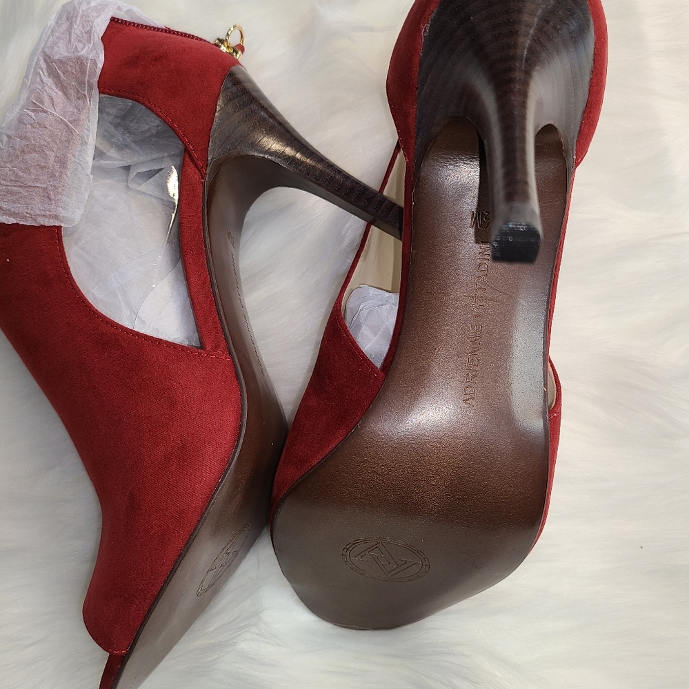 Adrienne Vittadini Heels